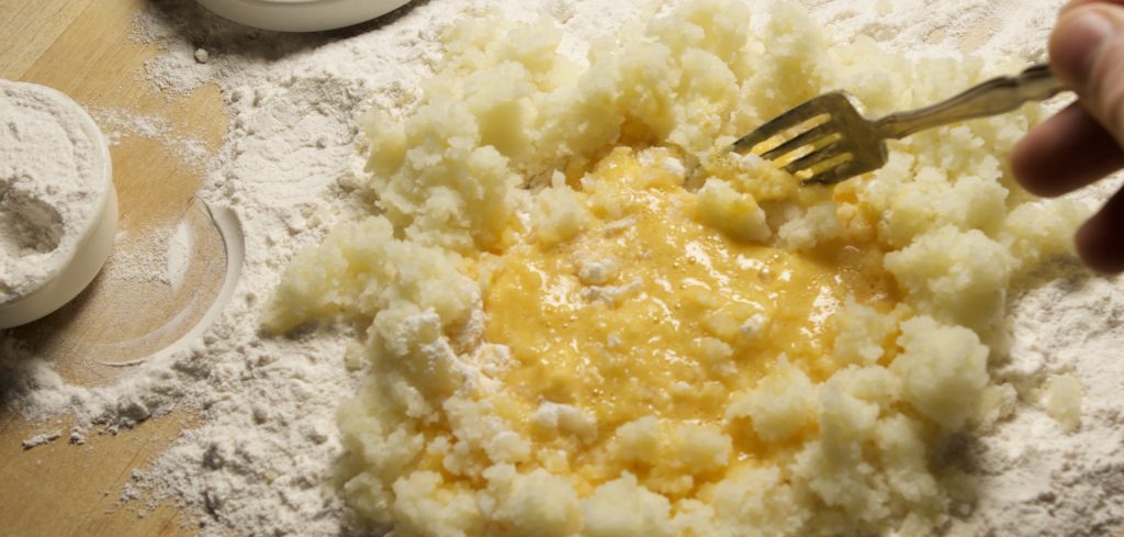 Gnocchi, Mixing Potato, Flour and Egg