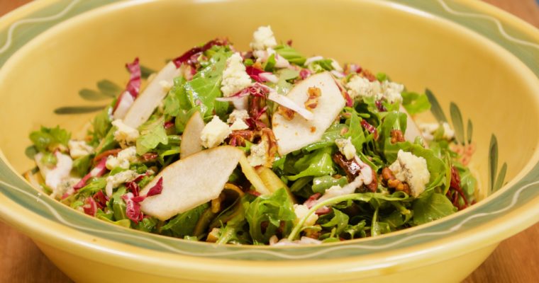 Arugula with pear & blue cheese