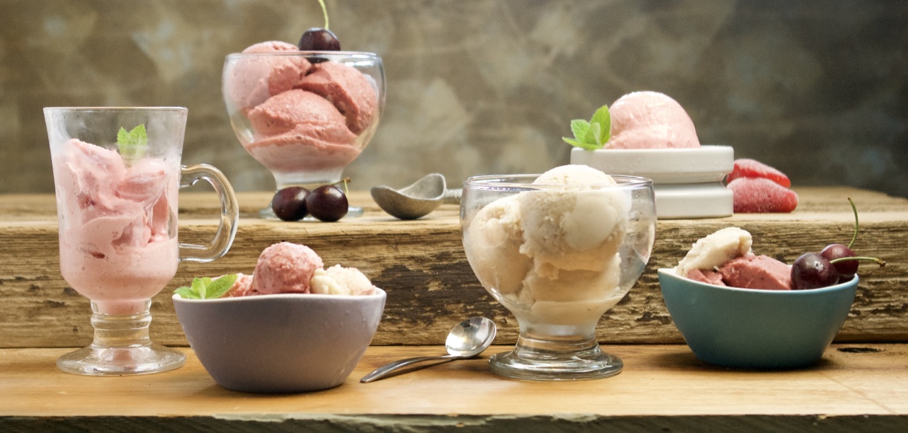 Wonderfully easy Strawberry Ice Cream