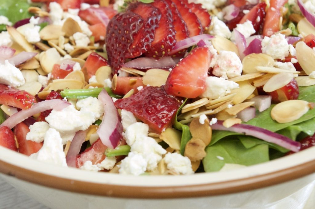 Strawberry & Spinach Salad with Almonds and Goat Cheese